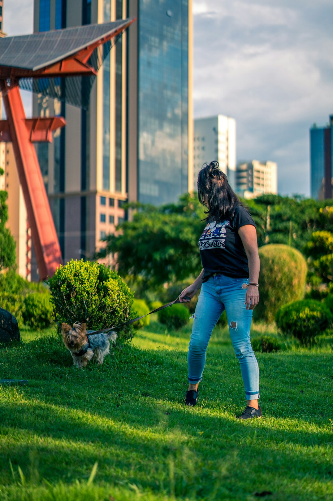 Brazilian woman founder and editor of a content platform